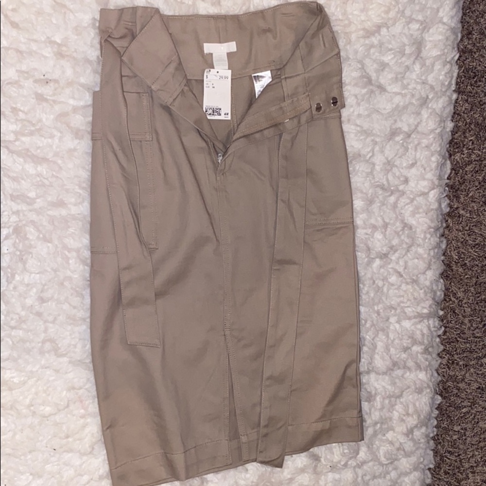 H&M high waisted skirt